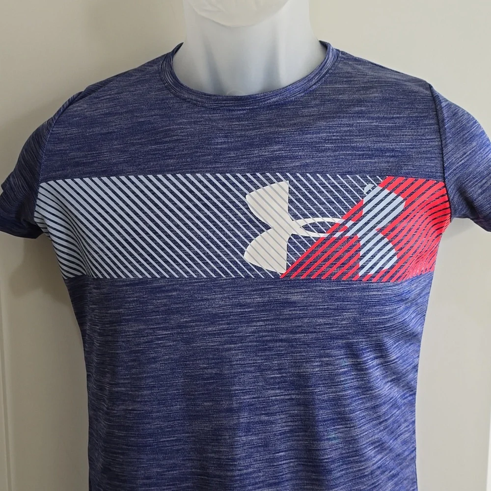 Under‎ Armour T-shirt Size Youth Large New Never Worn
